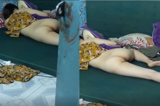 Поклонники горячих клипов демонстрируют сексуальное тело
